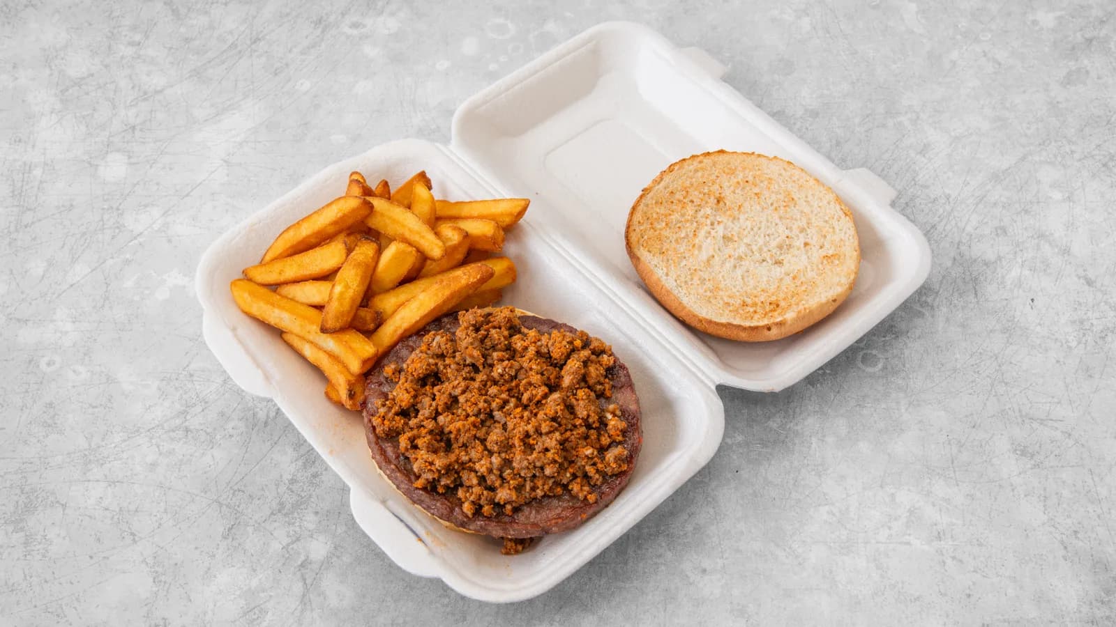 Bolognese Burger with Bolognese from Pizza Nova